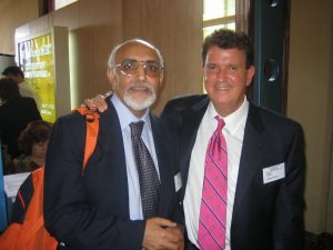 Two psychologists standing and posing for a photo.